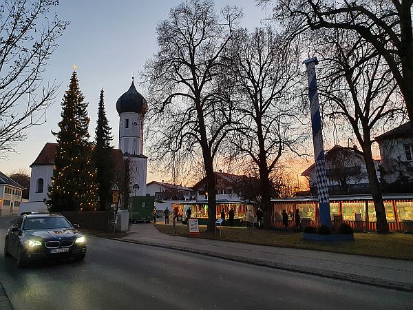 Weihnachts-Wochenmarkt