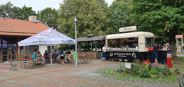 Start Foodtruck
                                                  August 2024